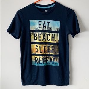 Old Navy T-Shirt